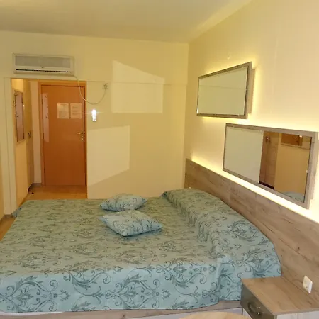 Victoria Hotel Warna