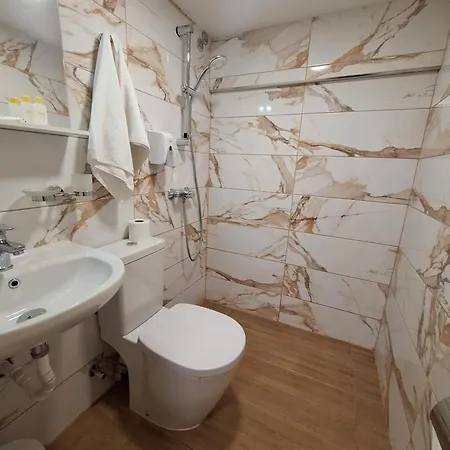 ヴィクトリア ホテル ヴァルナ