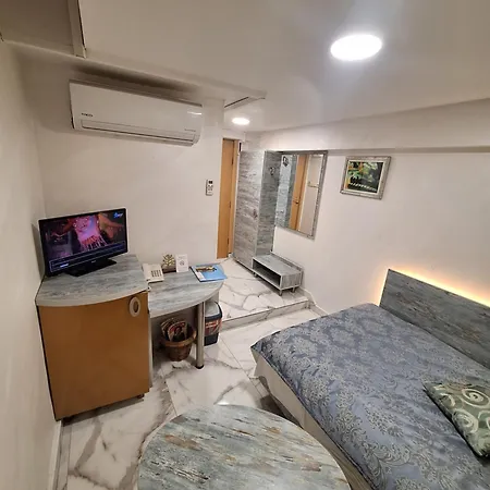 ヴィクトリア ホテル