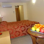виктория 3*