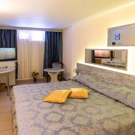 Hotel Victoria Warna