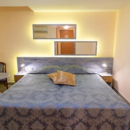 Victoria Hotel Warna