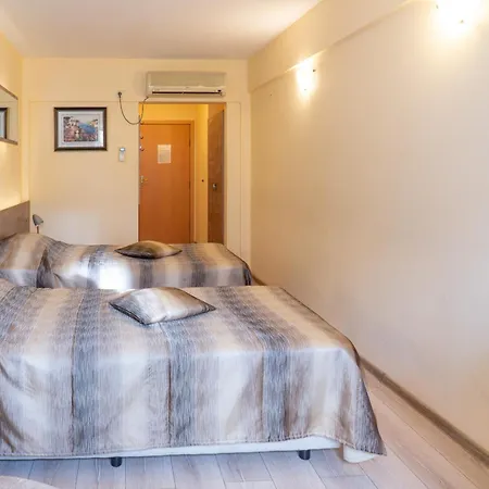 Victoria Hotel Warna
