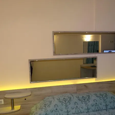 Hotel Victoria Warna