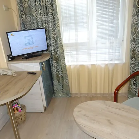 فيكتوريا فارنا