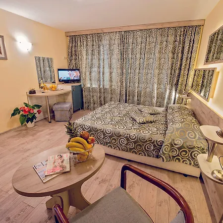 מלון Victoria 3*